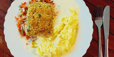Wildlachsfilet mit Kruterkruste Juliennegemse und Parmesanstampf